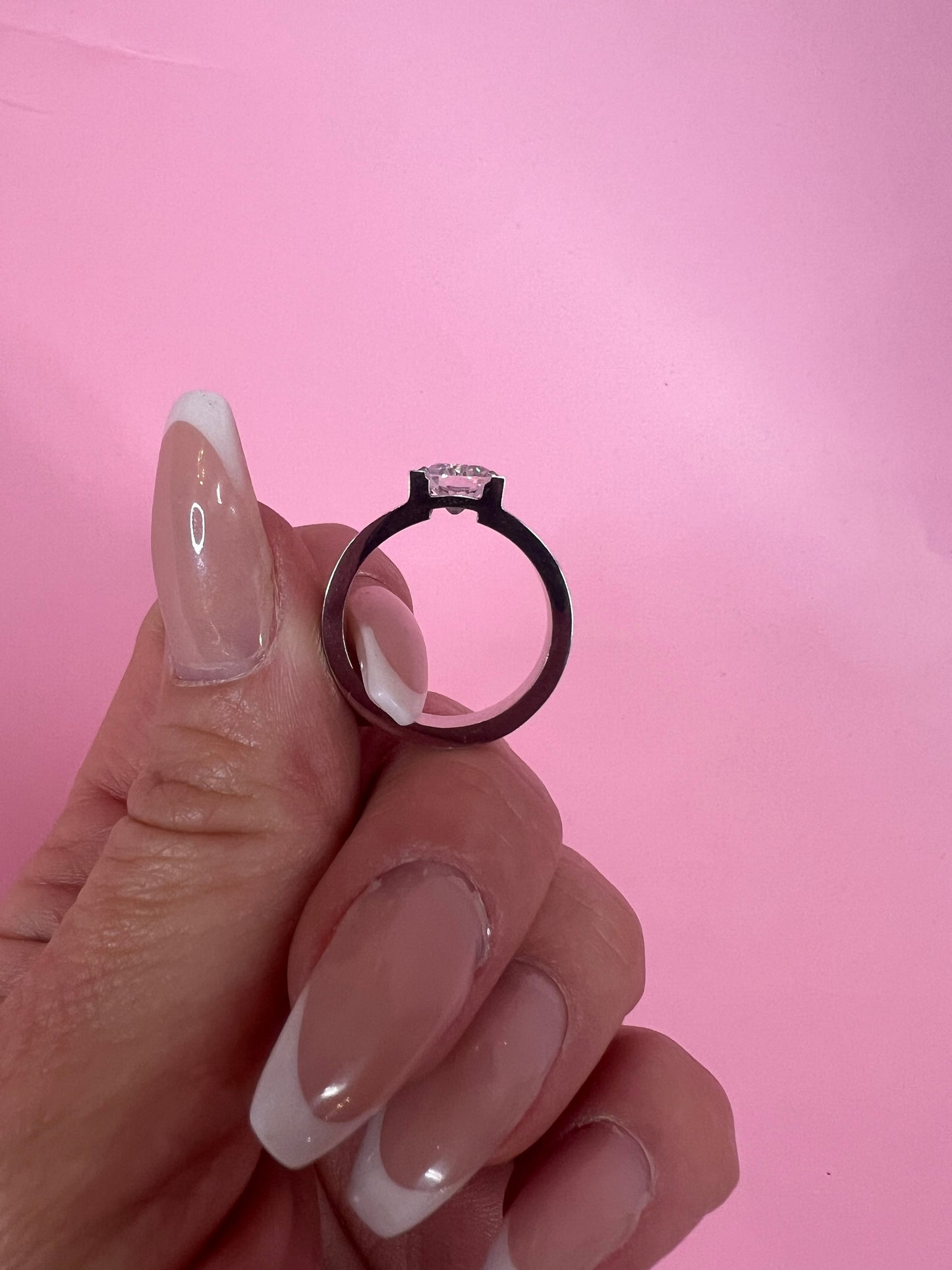 Ring little diamont witgoud