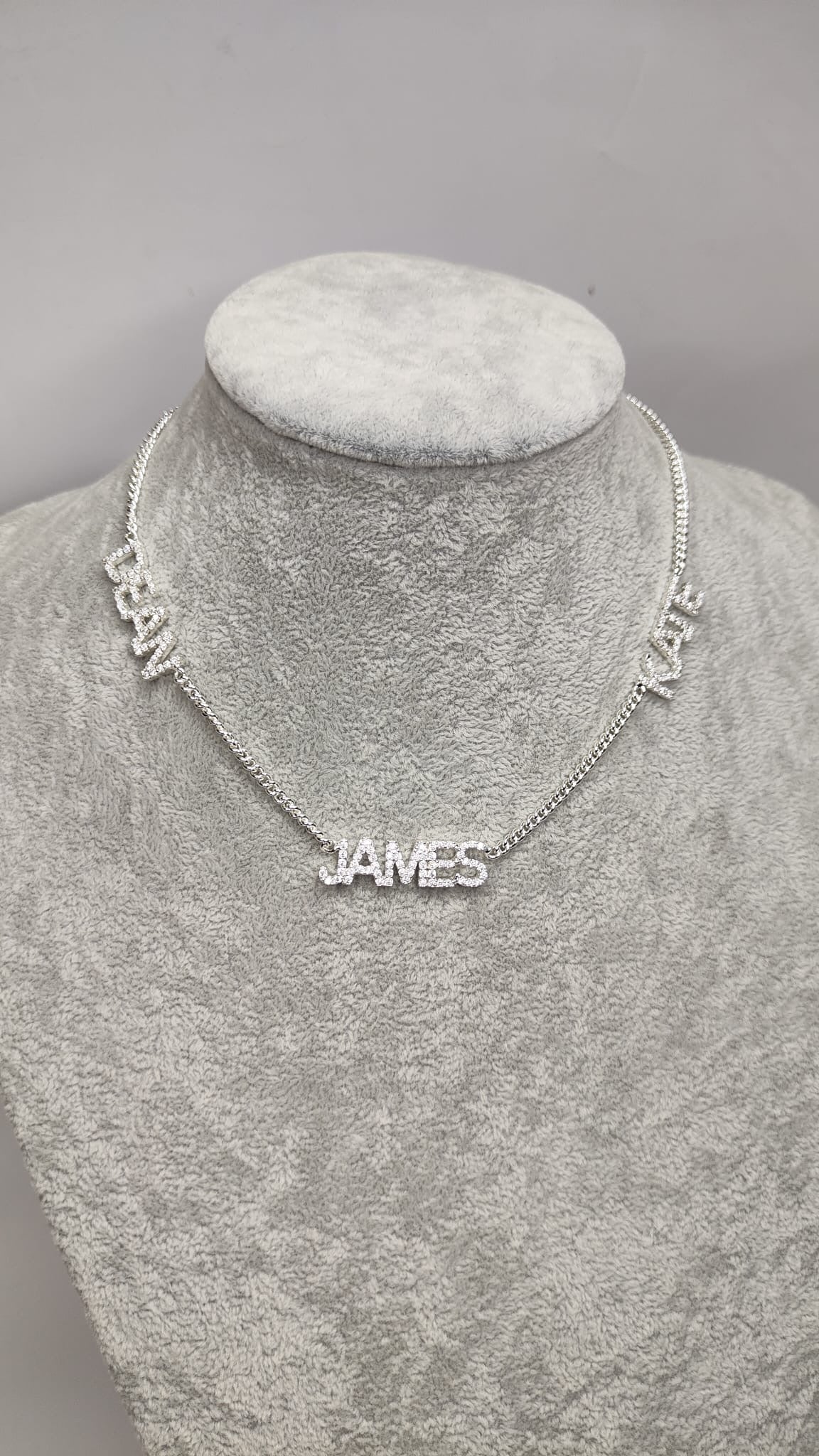 Gepersonaliseerde namen ketting diamont
