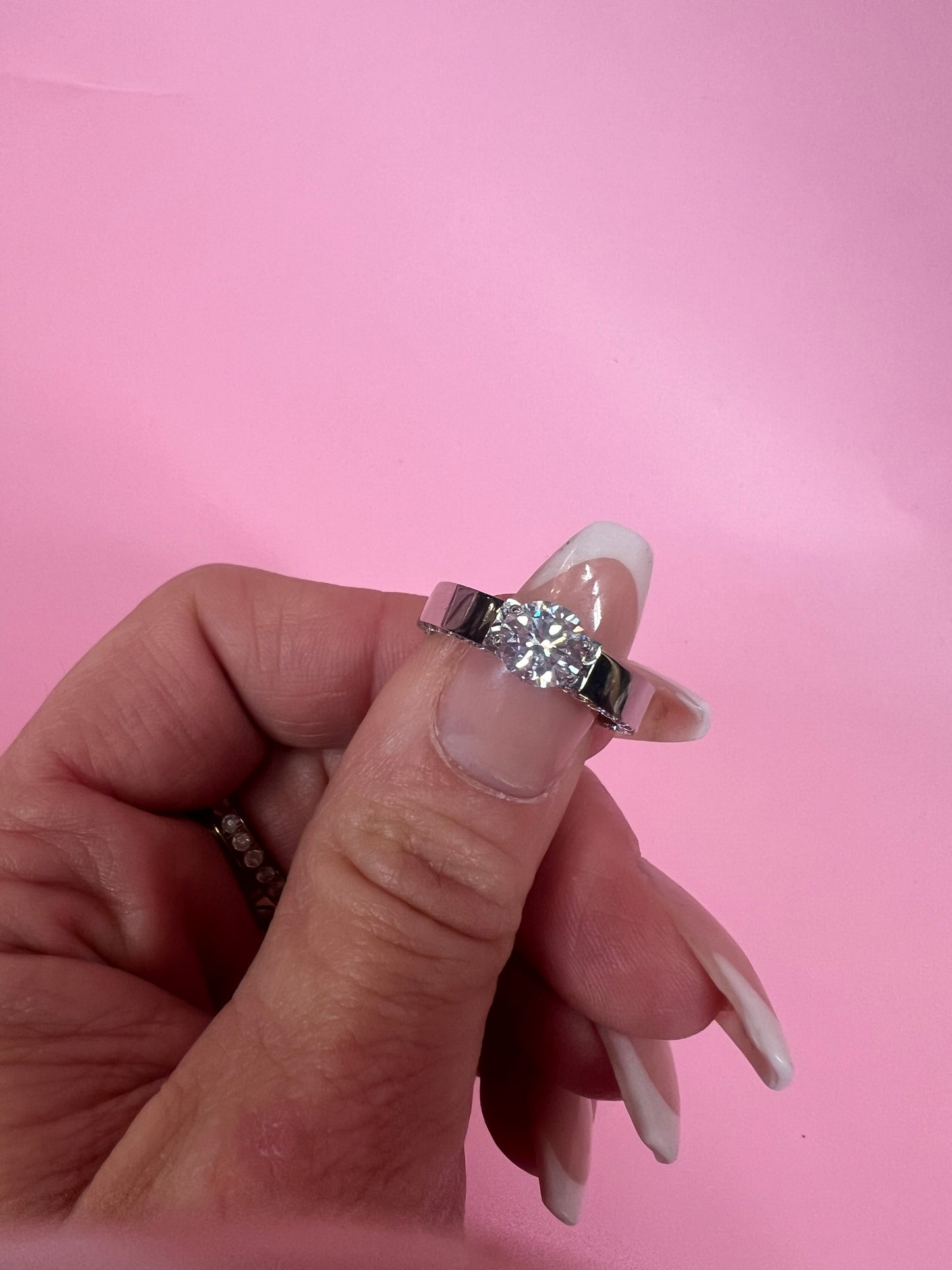 Ring little diamont witgoud