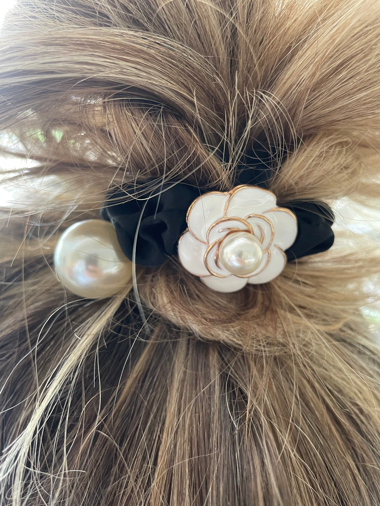 Haar elastiek bloem